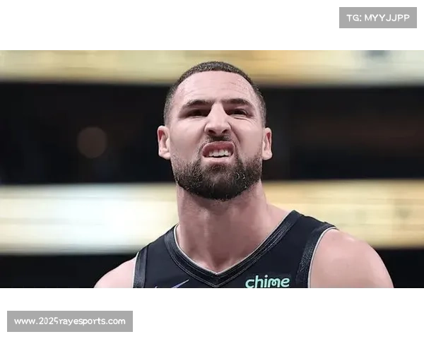 独行侠客场不敌尼克斯,克莱-汤普森连续两场命中六记三分难救主